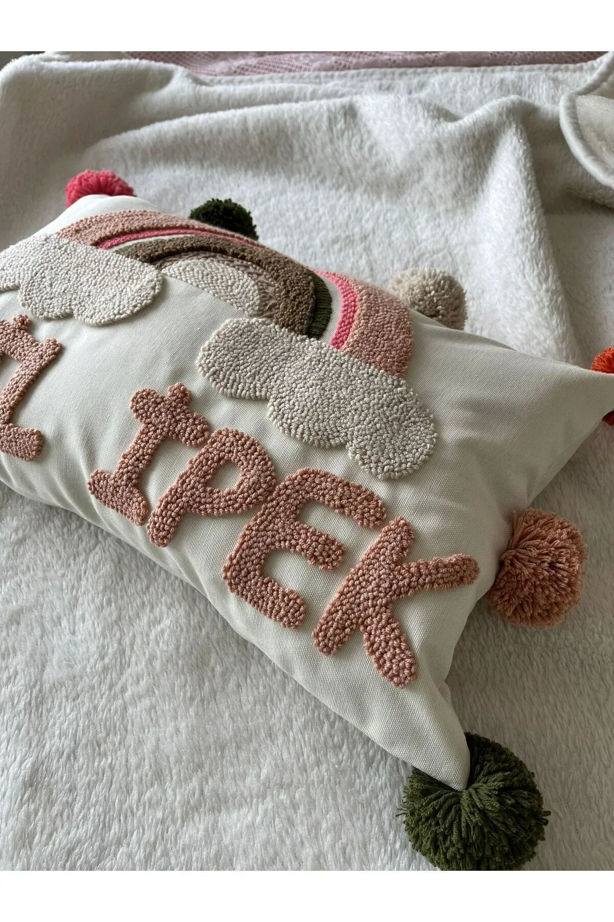 İsme Özel Bebek Takı Yastık Kılıfı Model: PPK050 - Görsel 2