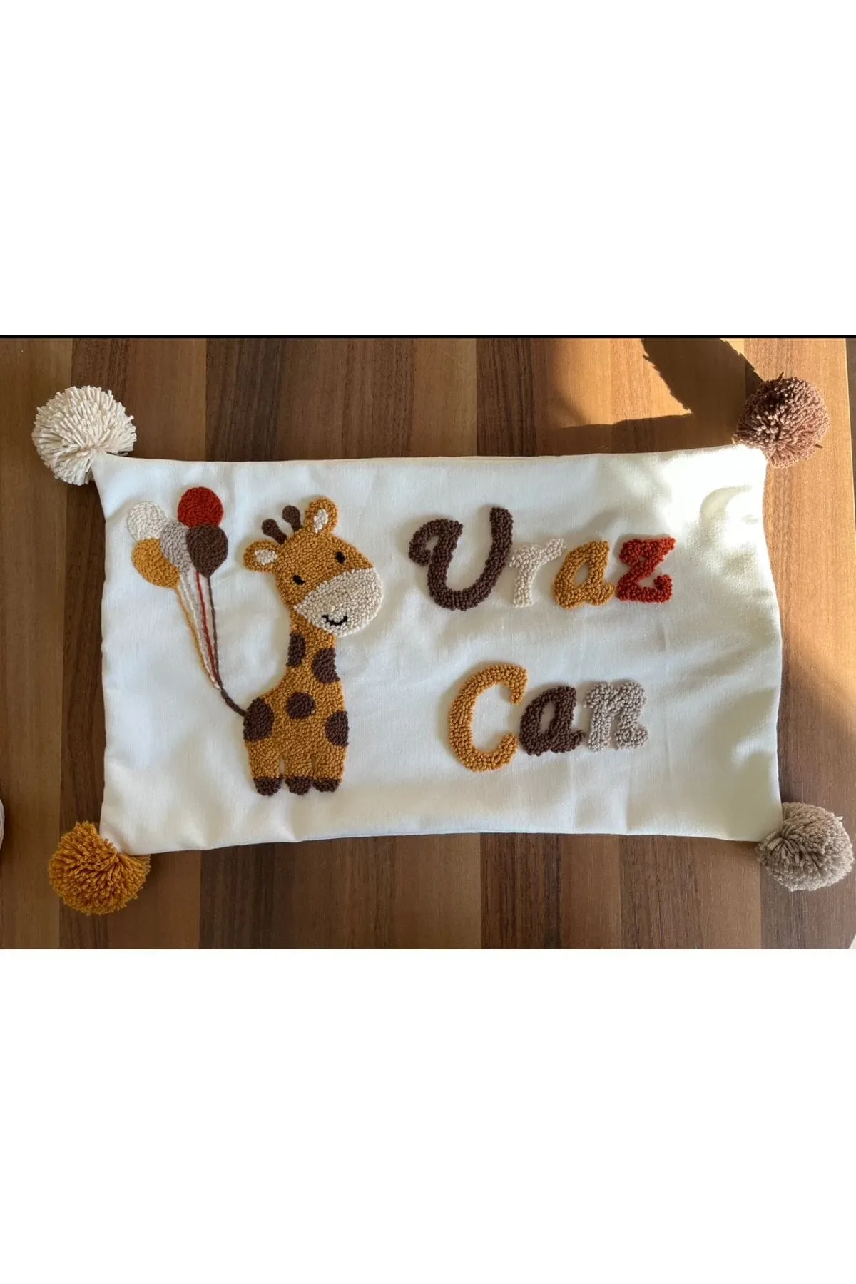 İsme Özel Bebek Takı Yastık Kılıfı Model: PPK069