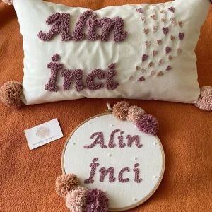 Punch Işlemeli Isimli Kapı Süsü Ve Takı Yastığı Takımı (İÇ DOLGUSUZ)