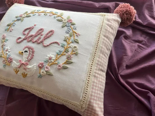 Bebek Takı Yastığı, Punch Nakışlı (35X45 -İÇ DOLGULU) Isme Özel Bebek Hediyelik, Kırlent-PP.BTY.0035 - Görsel 2