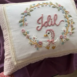Bebek Takı Yastığı, Punch Nakışlı (35X45 -İÇ DOLGULU) Isme Özel Bebek Hediyelik, Kırlent-PP.BTY.0035 - Görsel 3